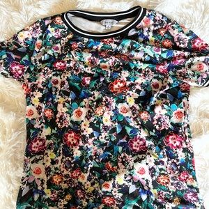 Nicole Miller New York black floral top size medium